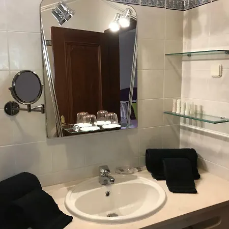 Corniche, Privee, 4 Suites, Vue Mer, Piscine Au Sel, Chauffee Et Couverte Villa *